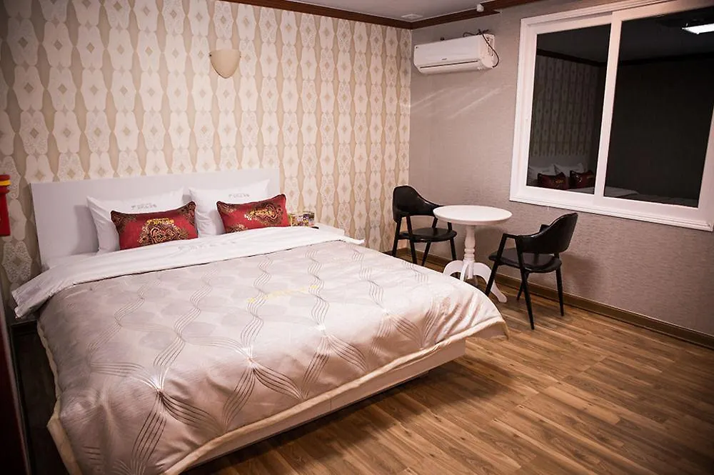 Picasso Motel Busan