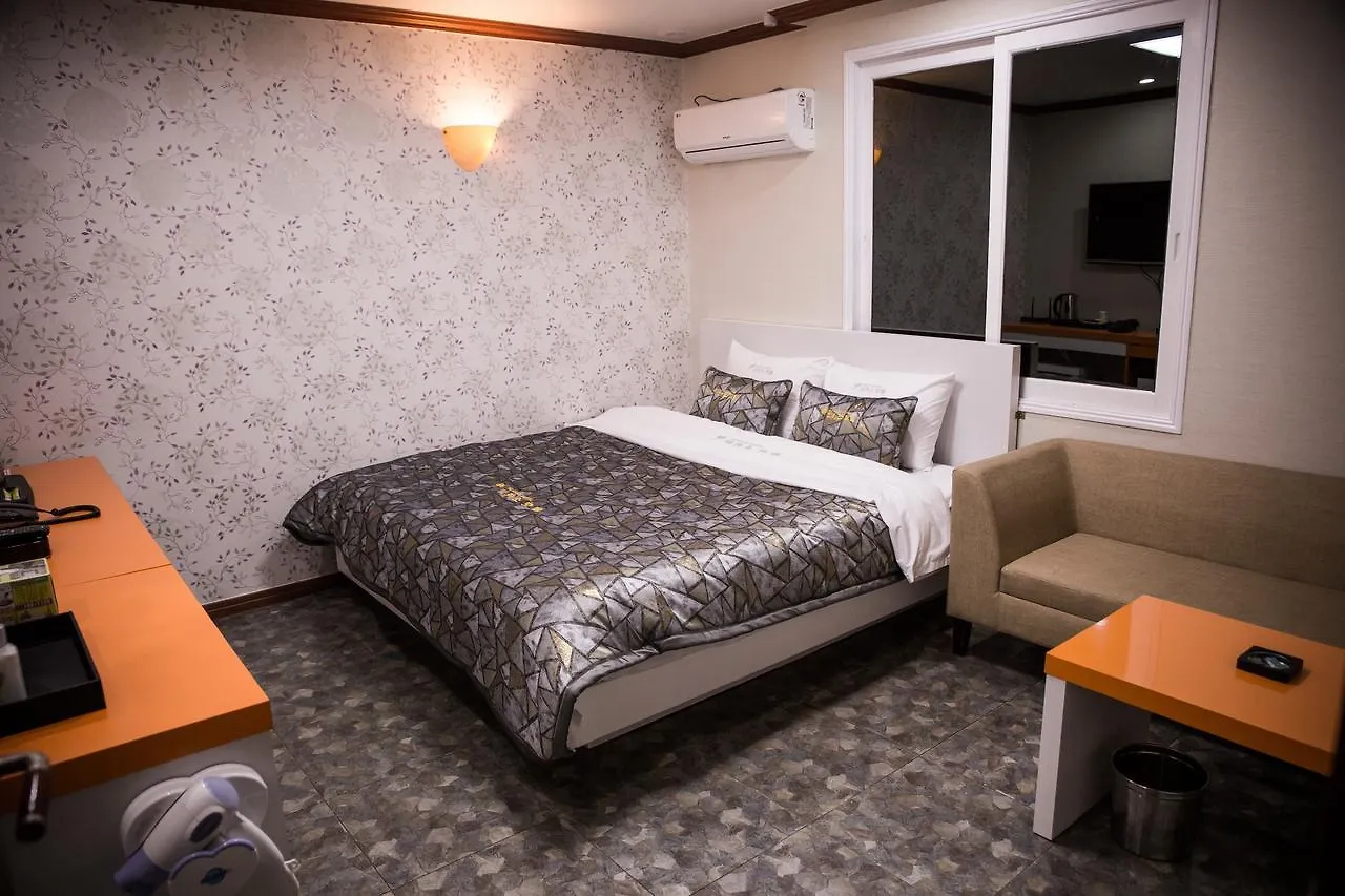 Picasso Motel Busan 2*,  South Korea